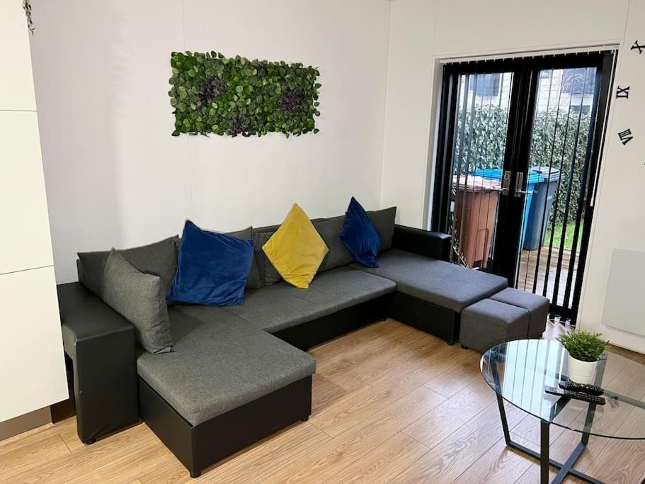 Large Townhouse 5 Beds With Two Parking Spaces - Manchester City Centre Kültér fotó
